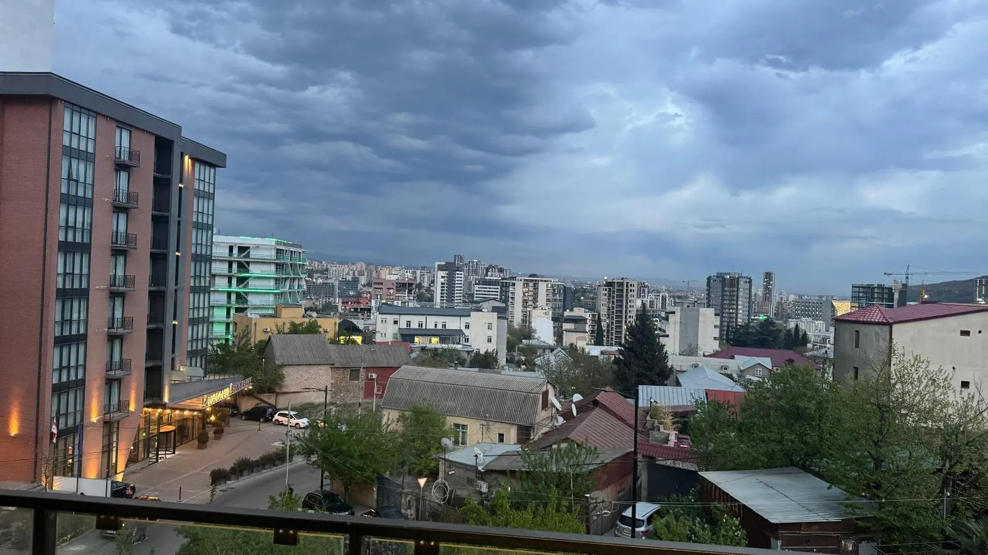Lägenhet Nadikvari Tbilisi